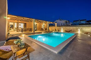 Villa Skyfall Zadarvillas