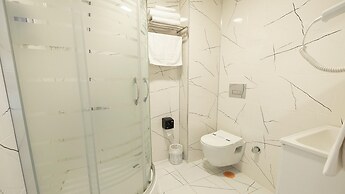 YALIKÖY DENİZ OTEL