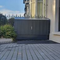 Immaculate 1-bed Apartment in Merthyr Tydfil