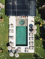 Bora Boutique - Adults Only