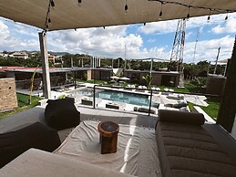 Bora Boutique - Adults Only