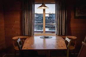 Henningsvær Rorbuer