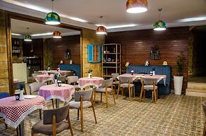 Qala Hotel