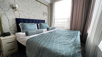 Qala Hotel