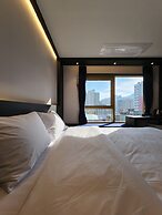 Goldstone Hotel