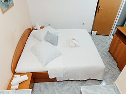 Apartments Dragobratović