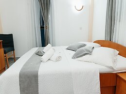 Apartments Dragobratović