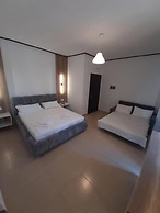 Villa Shehu