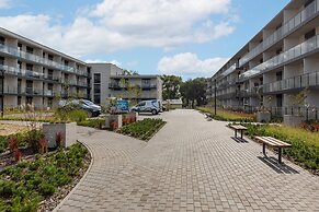 Apartment by the Lake Dziwnów by Renters