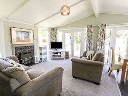 Orchard Lodge