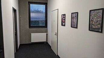 Boardingrooms Direct A8, Close to Stuttgart, 25min
