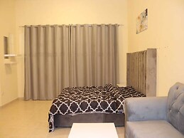 Lovely Studio With Balcony And Free Parking