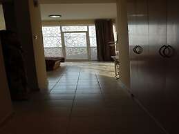 Beautiful Furnished Studio With Close Kitchen