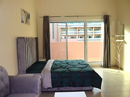 Discovery Gardens - Stunning Studio With Balcony And Free Parking