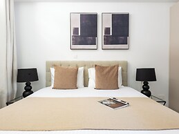 Sanders River Plaza - Chic 2 Bedroom Apartment