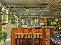 Oyo 90636 Teratak Zakiah Chalet