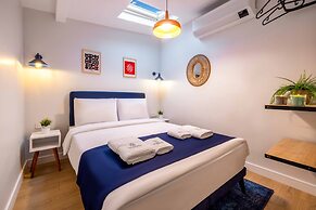 Monnas Suite