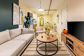 Monnas Suite