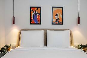 Monnas Suite