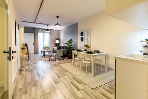 Monnas Suite