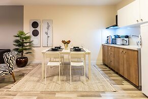 Monnas Suite
