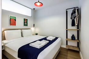 Monnas Suite