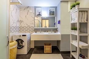 Monnas Suite