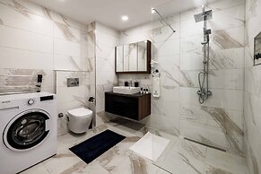 Monnas Suite