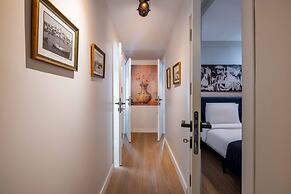 Monnas Suite