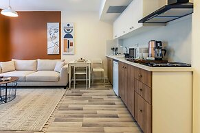 Monnas Suite