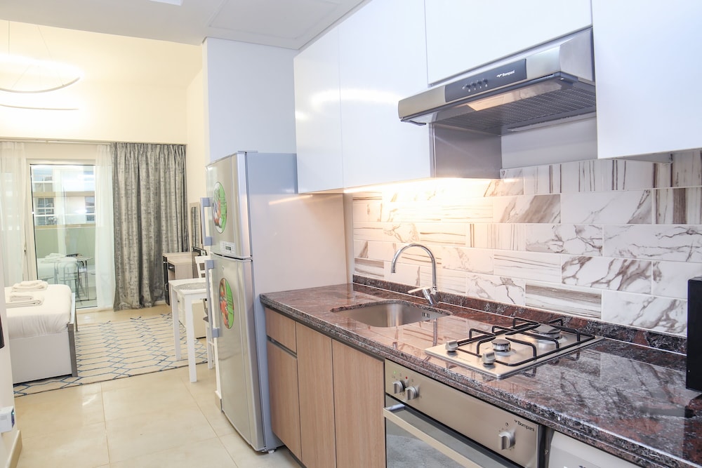 Studio Apartment in Azizi Farishta