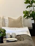 70 Degrees North Apartment