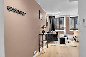 70 Degrees North Apartment
