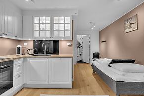 70 Degrees North Apartment