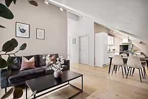 70 Degrees North Apartment