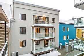 70 Degrees North Apartment
