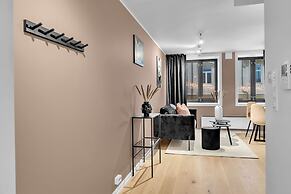 70 Degrees North Apartment