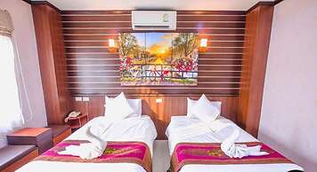 Bander Hotel
