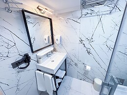 Mira Hotel Küçükyalı