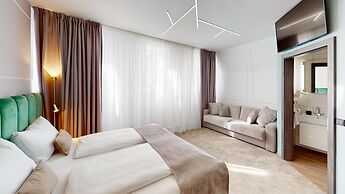 NED Hotel