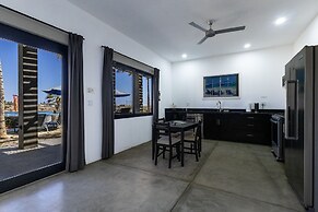 Las Palmas Hotel
