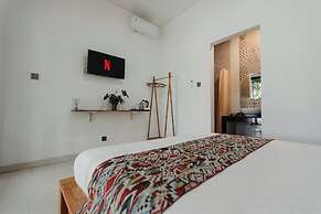 Dana's House