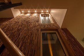 Lux Exec Home HFX Waterfront Pool Hot Tub