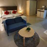 Lenny's Hotels