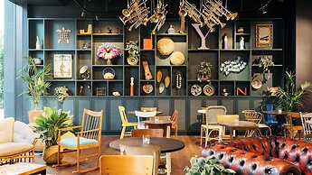 Ruby Zoe Hotel London by IHG