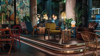 Ruby Zoe Hotel London by IHG
