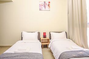 2 Bedroom Apartment- Azizi Plaza