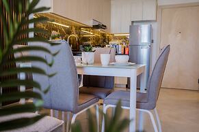 Nasma Luxury Stays - Binghatti Avenue