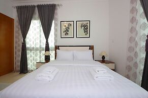 2 Bedroom Apartment in Mayfair Tower