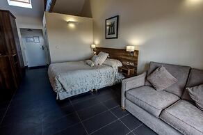 Kings Croft Hotel